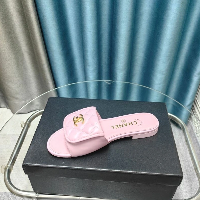 ModernLook Chxnxl Slippers 122729