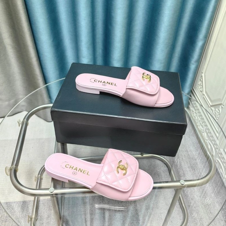 ModernLook Chxnxl Slippers 122729