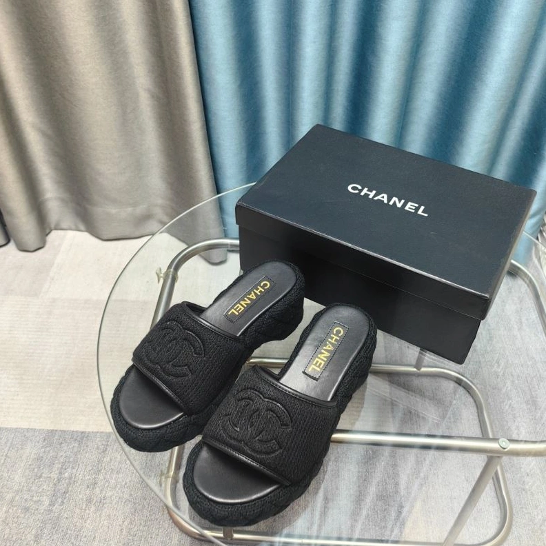 Chxnxl Slippers UrbanStyle 122737