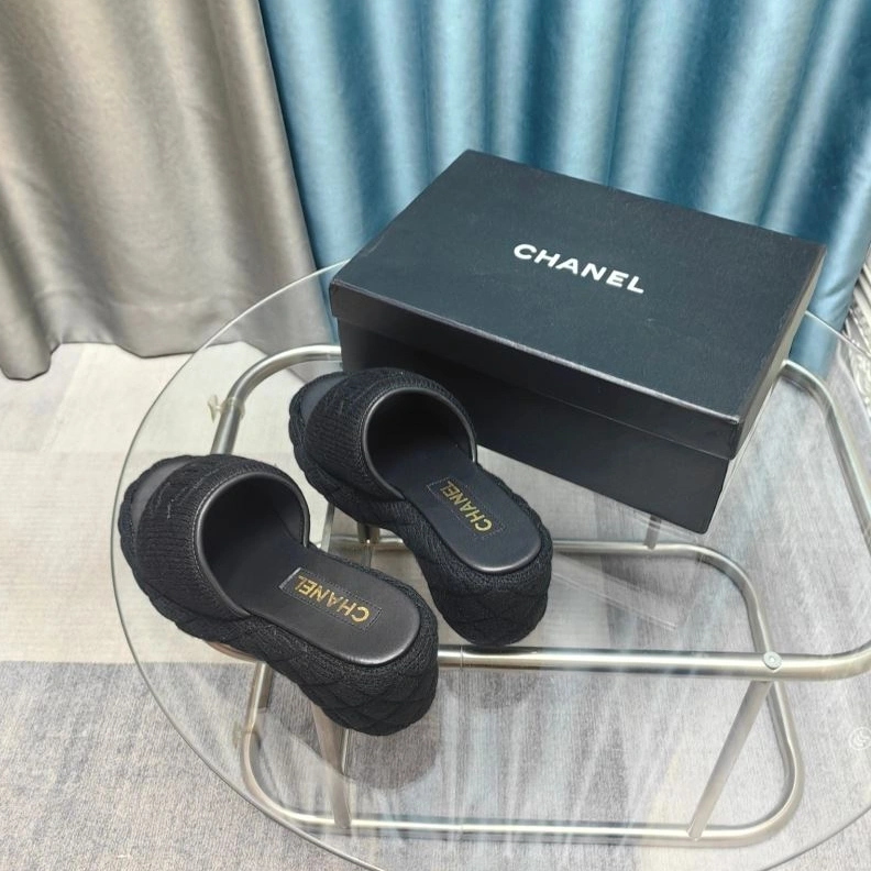 Chxnxl Slippers UrbanStyle 122737