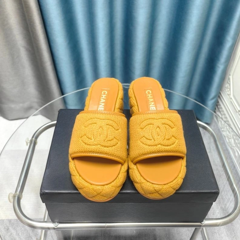 Soft Chxnxl Slippers 122726