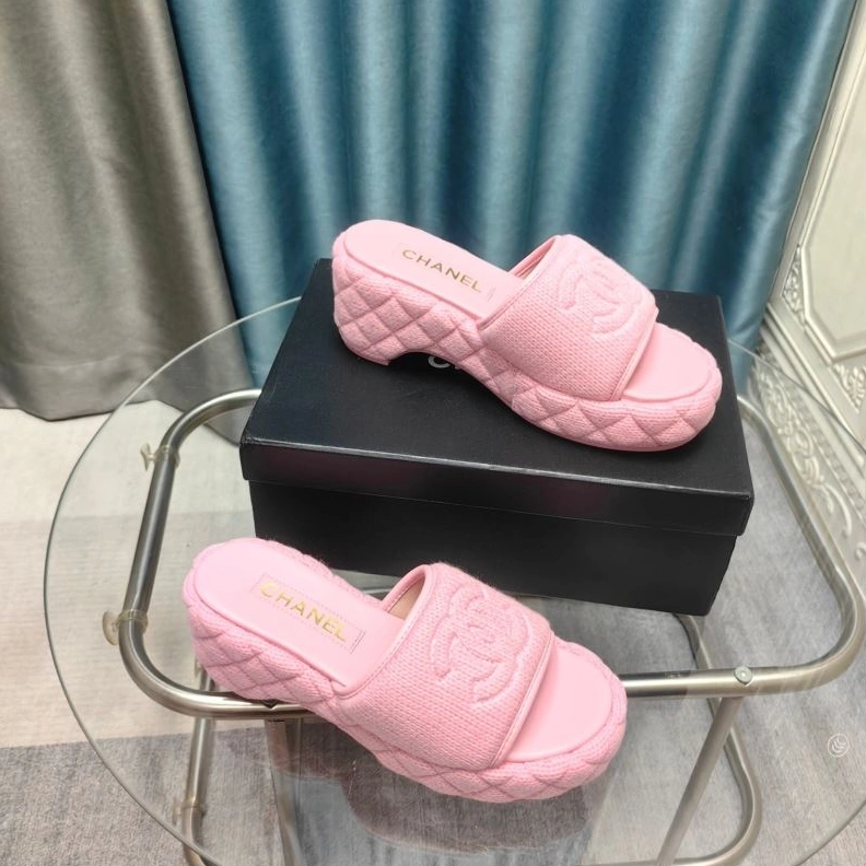 Refined Chxnxl Slippers 122742