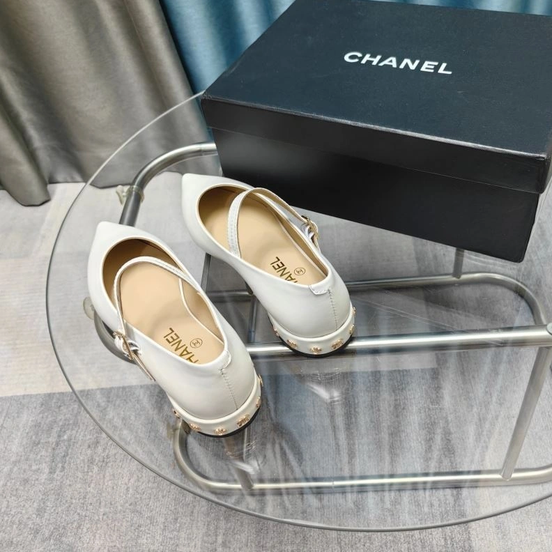 Bold Chxnxl Flat Shoes 123208