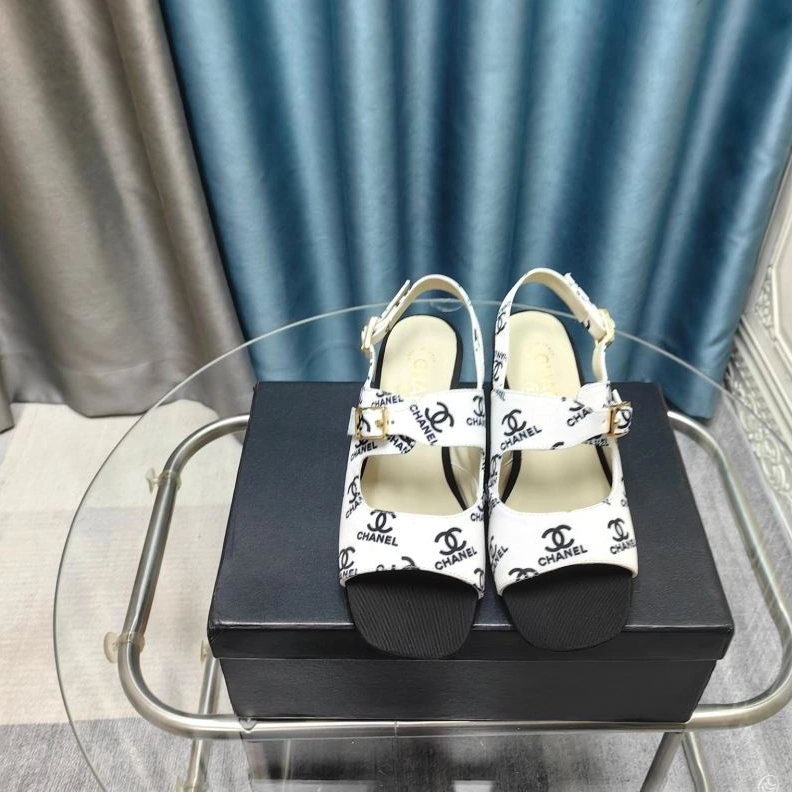 Chxnxl Sandals Refined 123013