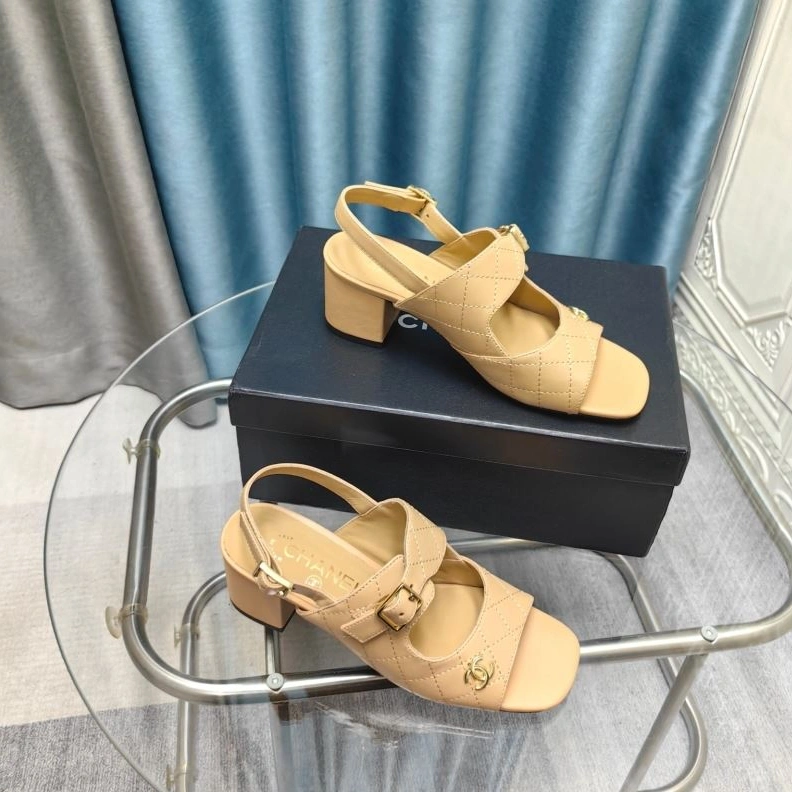 Vibrant Chxnxl Sandals 123014