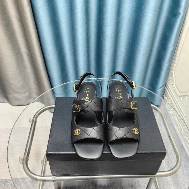 Flexible Chxnxl Sandals 123011