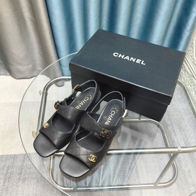 Flexible Chxnxl Sandals 123011