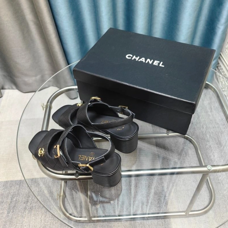 Flexible Chxnxl Sandals 123011
