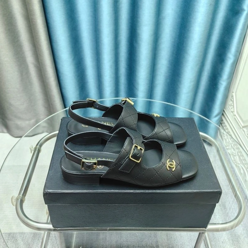 Sleek Chxnxl Sandals 123015