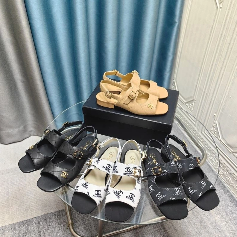 Sleek Chxnxl Sandals 123015