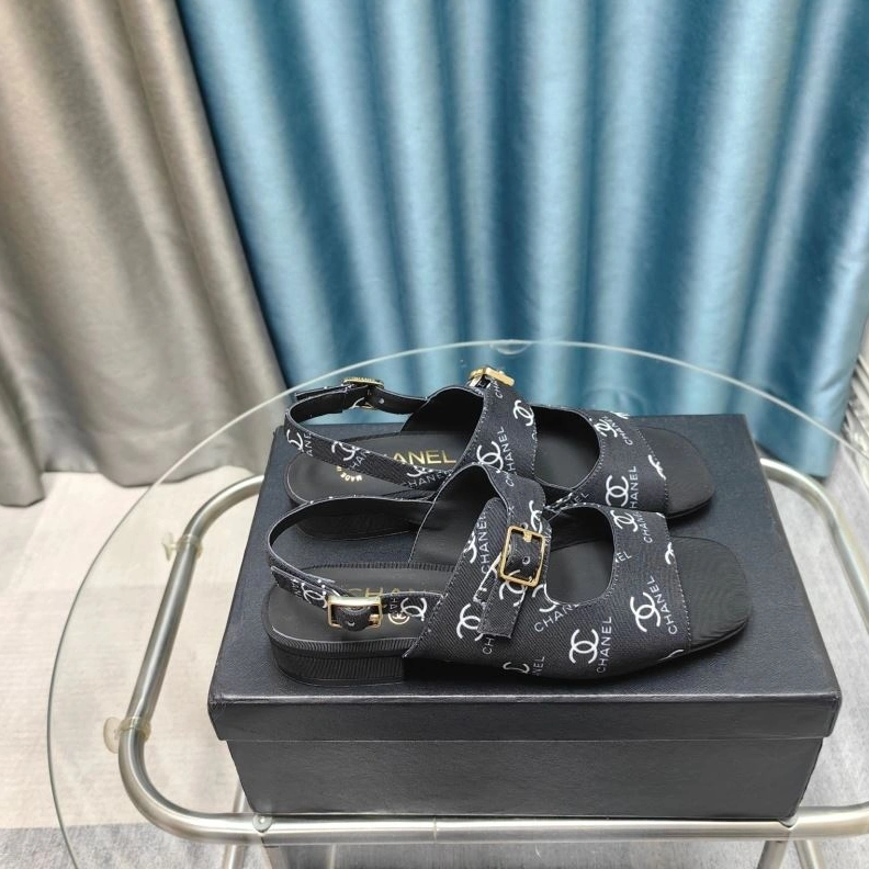 GoAnywhere Chxnxl Sandals 123009