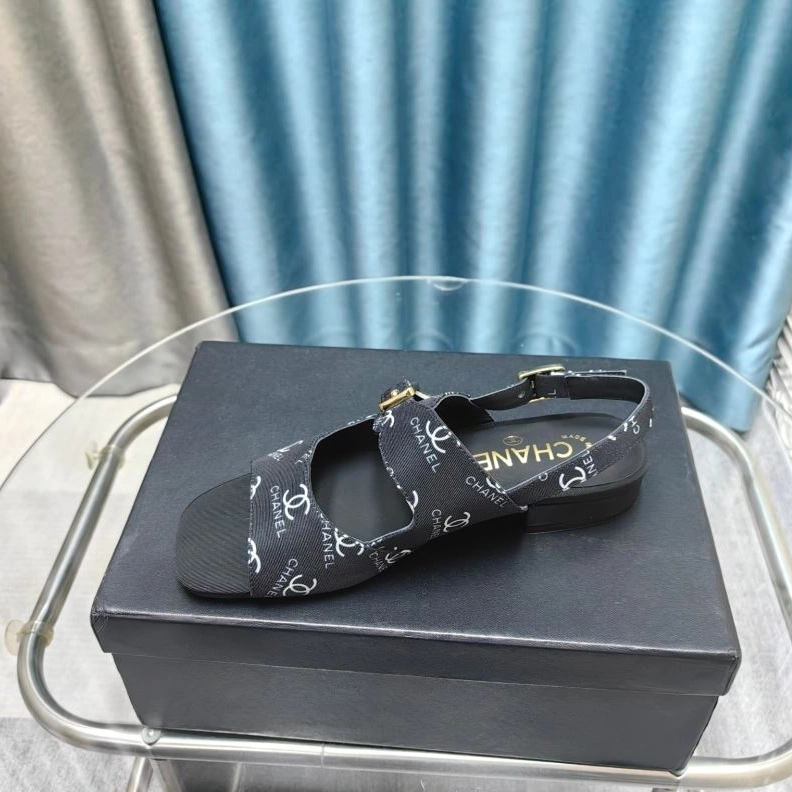 GoAnywhere Chxnxl Sandals 123009