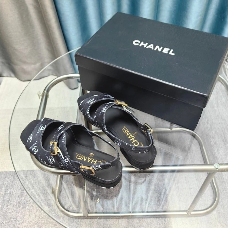 GoAnywhere Chxnxl Sandals 123009