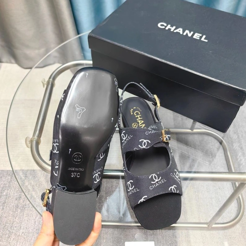 GoAnywhere Chxnxl Sandals 123009