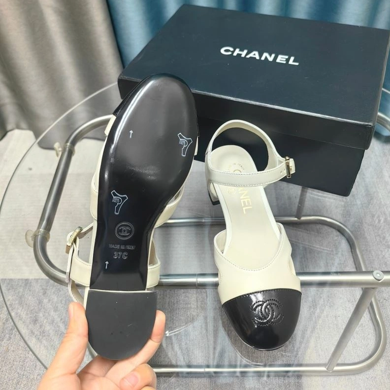 Fashionable Chxnxl Sandals 123005