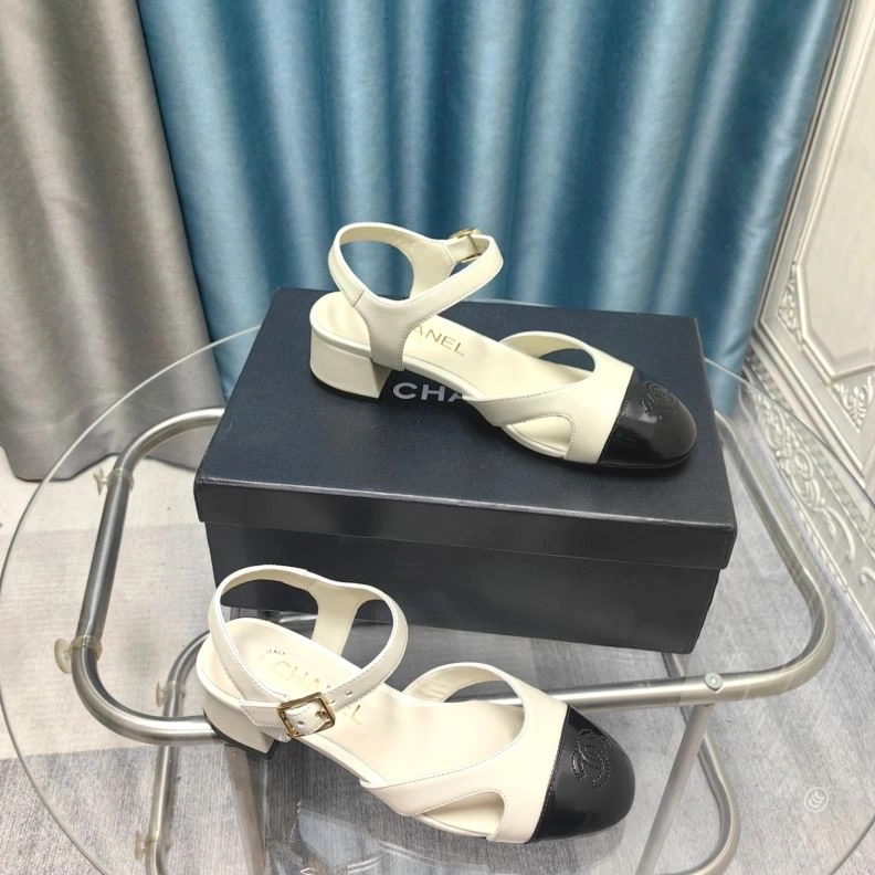 Fashionable Chxnxl Sandals 123005