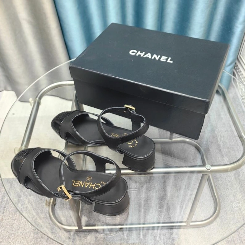 Unique Chxnxl Sandals 123008