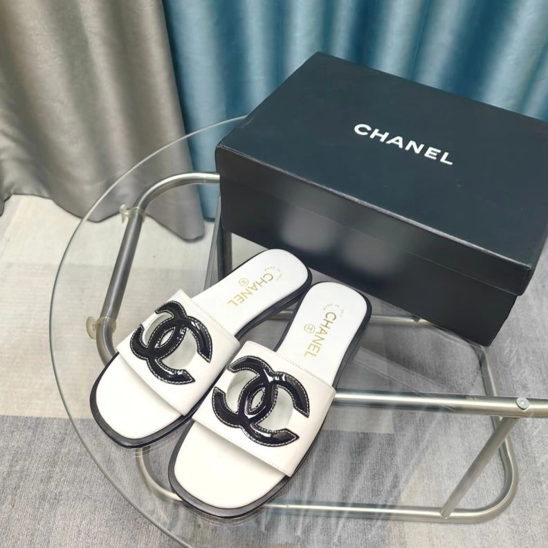 Chxnxl Slippers Sophisticated 122724
