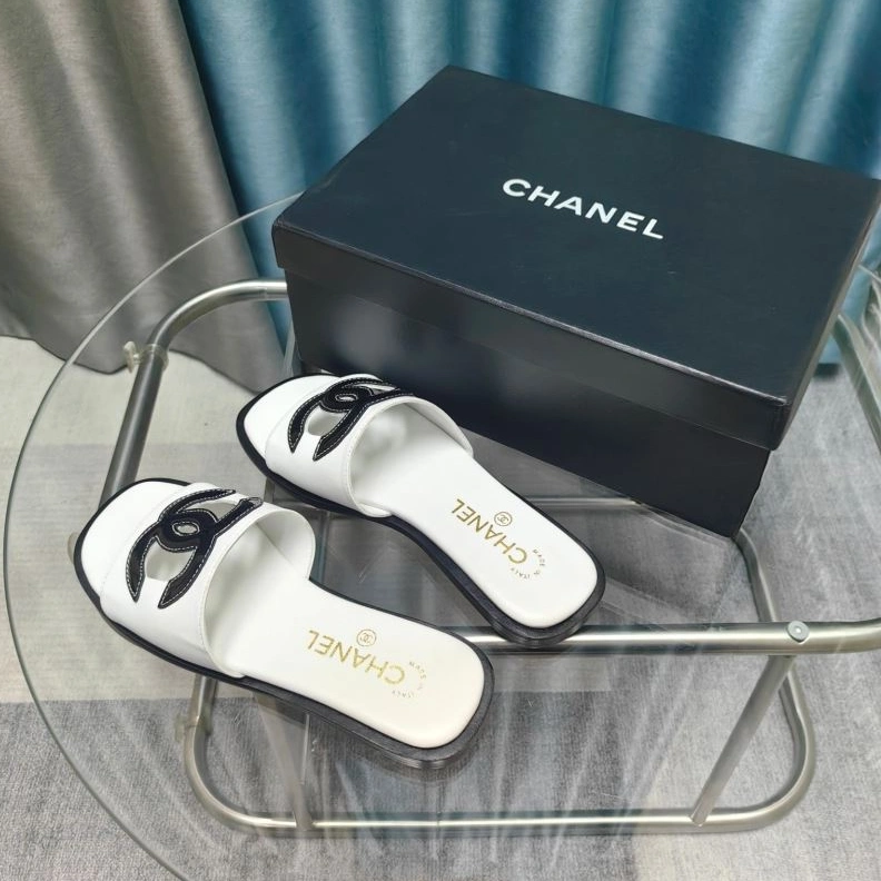 Chxnxl Slippers Sophisticated 122724