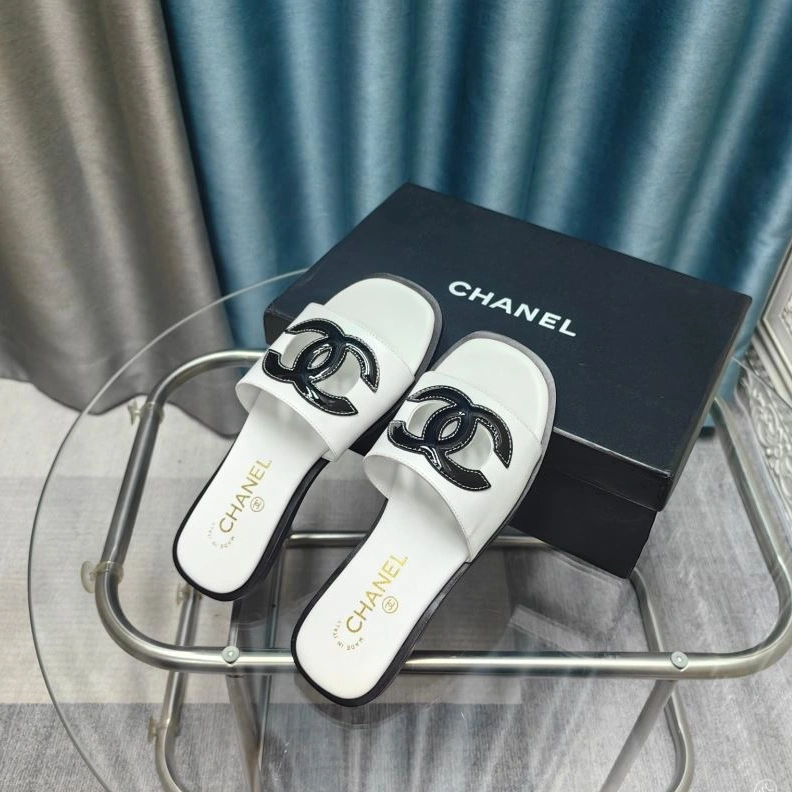 Chxnxl Slippers Sophisticated 122724