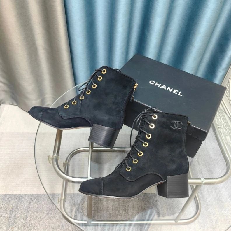 Classic Chxnxl Boots 123265