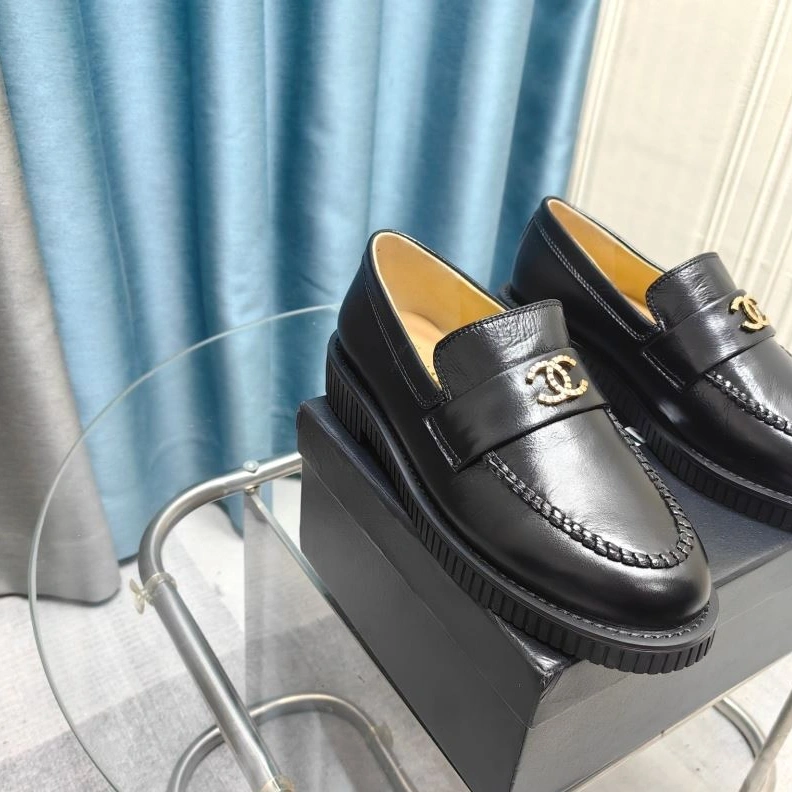 Classic Chxnxl Leather Shoes 123065