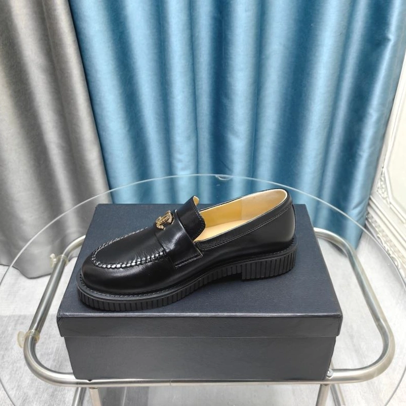 Classic Chxnxl Leather Shoes 123065