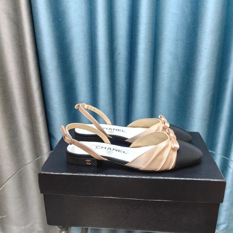ModernLook Chxnxl Sandals 123004