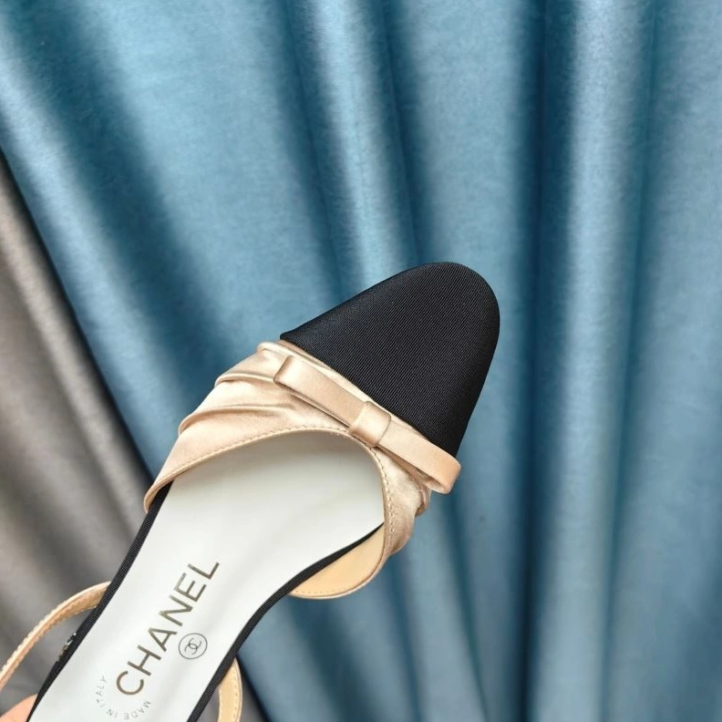 ModernLook Chxnxl Sandals 123004