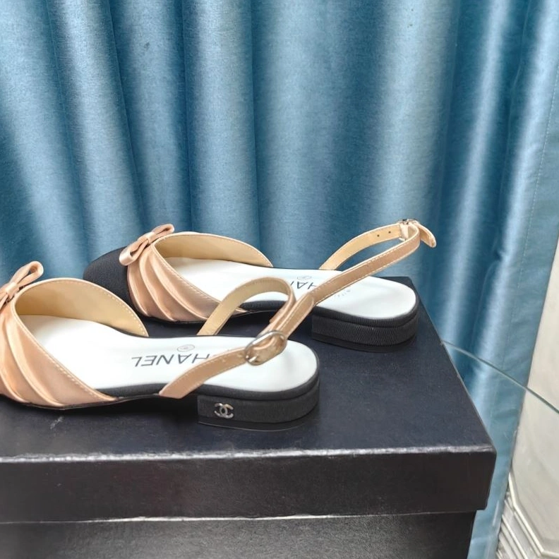ModernLook Chxnxl Sandals 123004