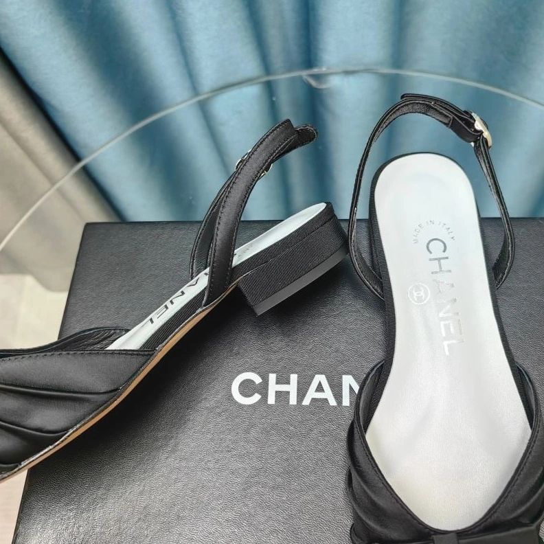 Durable Chxnxl Sandals 123002