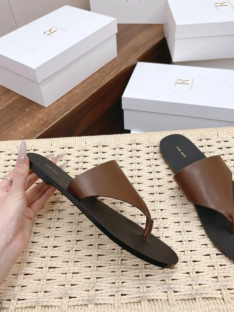Cozy Othxr Slippers 213156