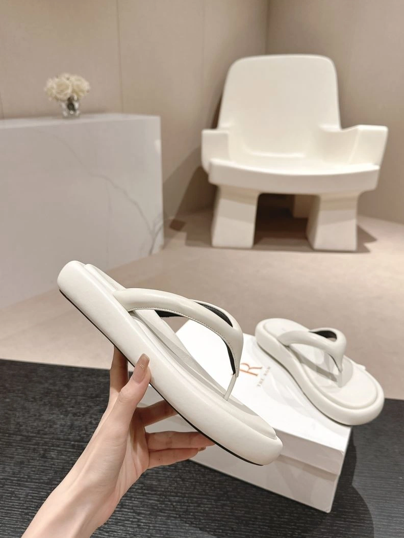 HighQuality Othxr Slippers 213169