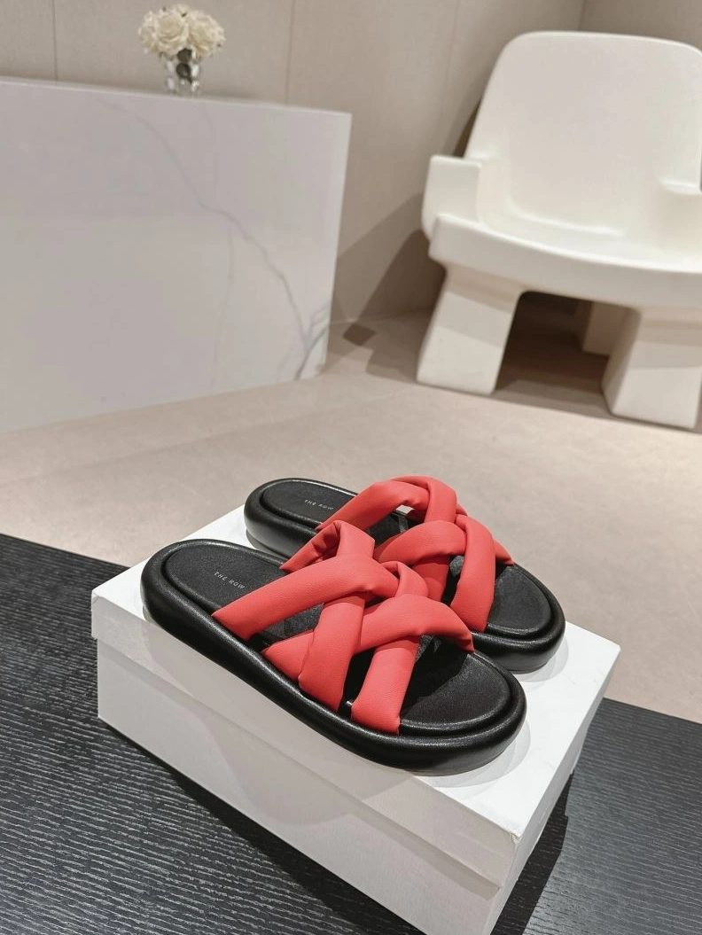 Cozy Othxr Slippers 213157
