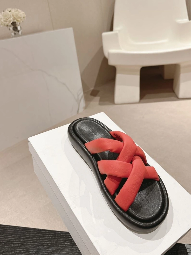 Cozy Othxr Slippers 213157