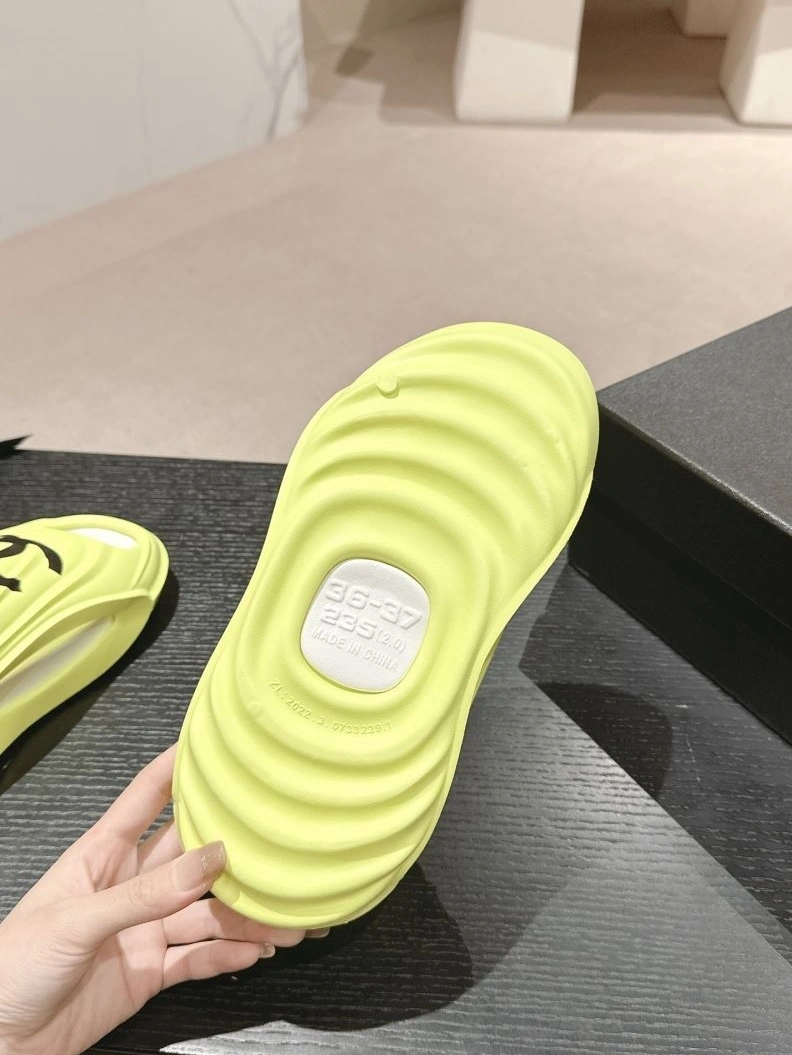 Practical Chxnxl Slippers 122701