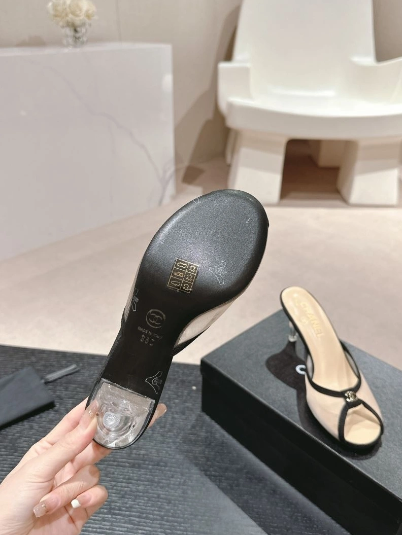Modern Chxnxl Slippers 122669