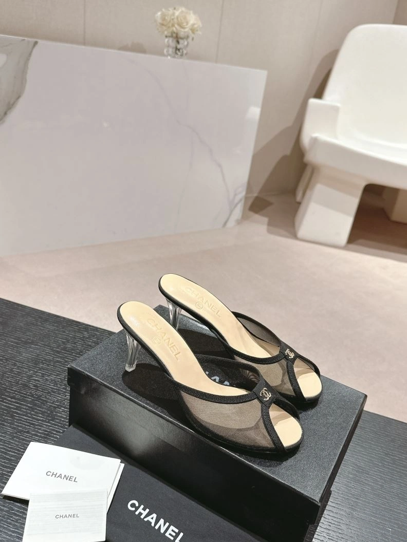 Modern Chxnxl Slippers 122697