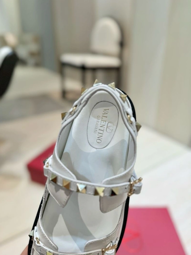 BestValue Vxlxntino Sandals 230095