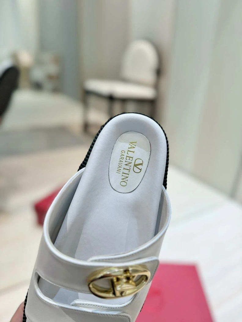 Affordable Vxlxntino Sandals 230082