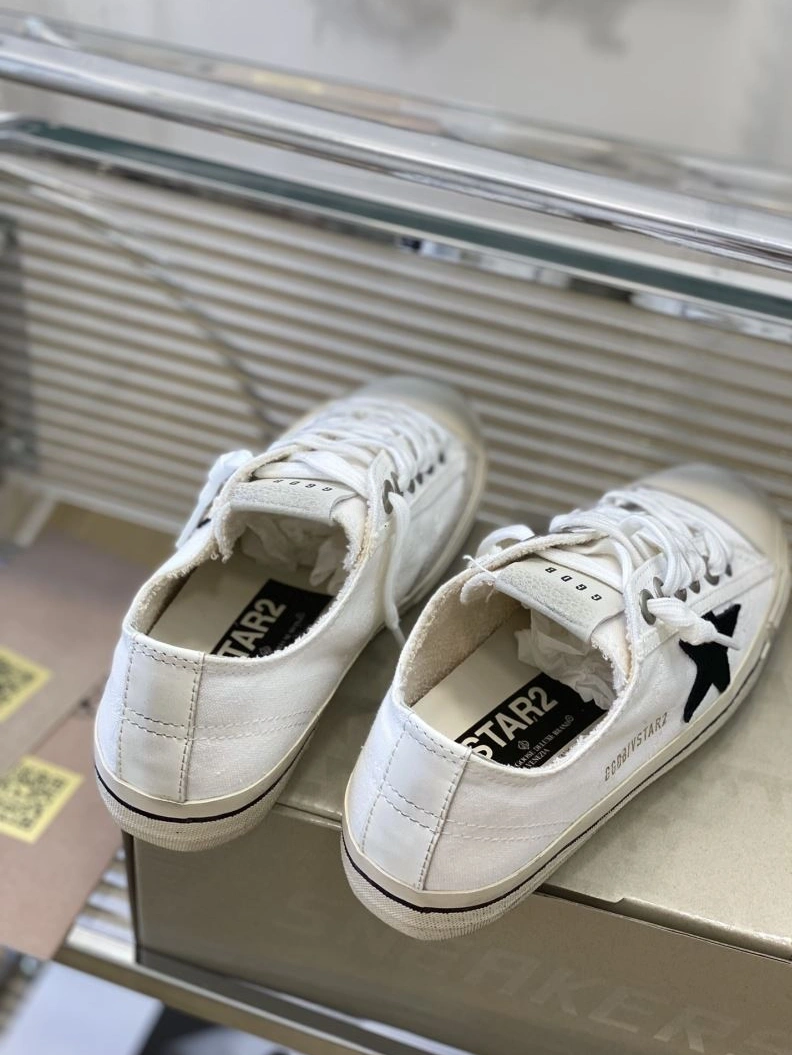 Comfortable Othxr Sneakers 213112
