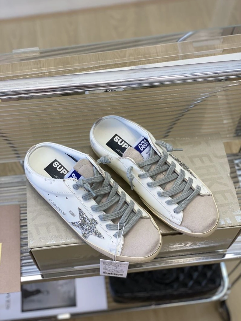 Lightweight Othxr Sneakers 213086