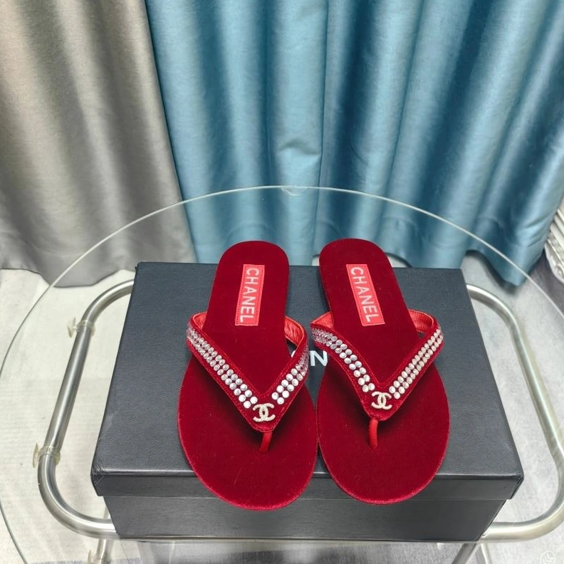 Chxnxl Slippers Bold 122655