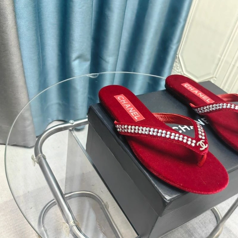 Chxnxl Slippers Bold 122655