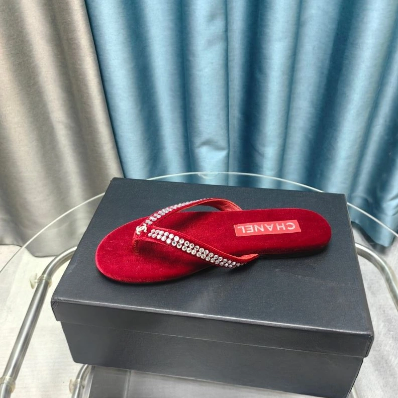 Chxnxl Slippers Bold 122655