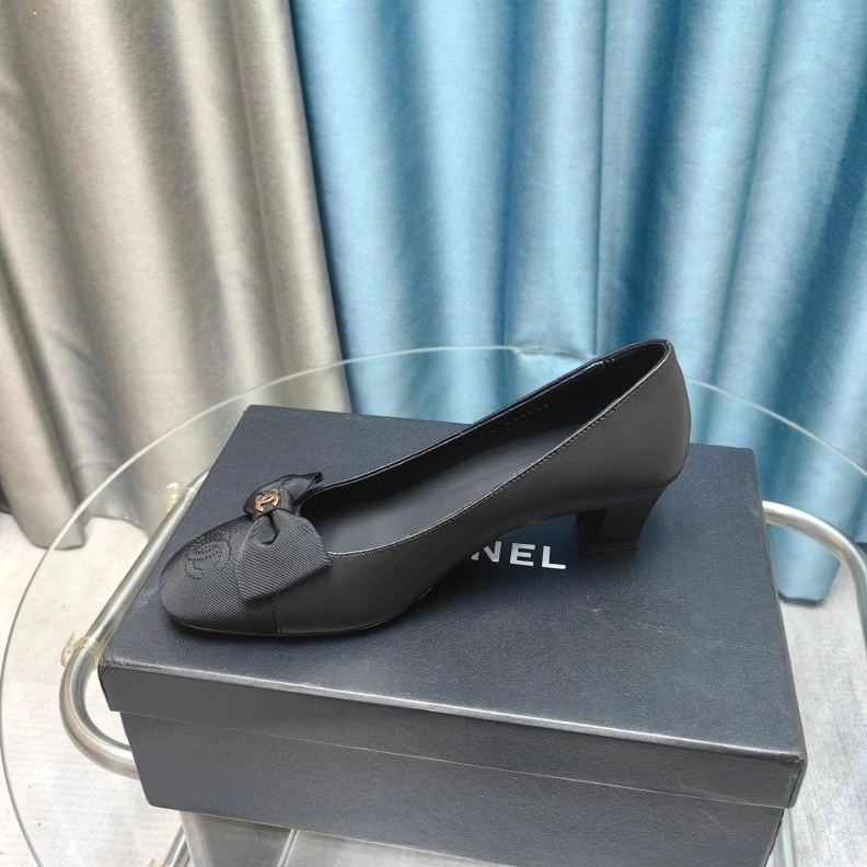 Resilient Chxnxl Flat Shoes 123205