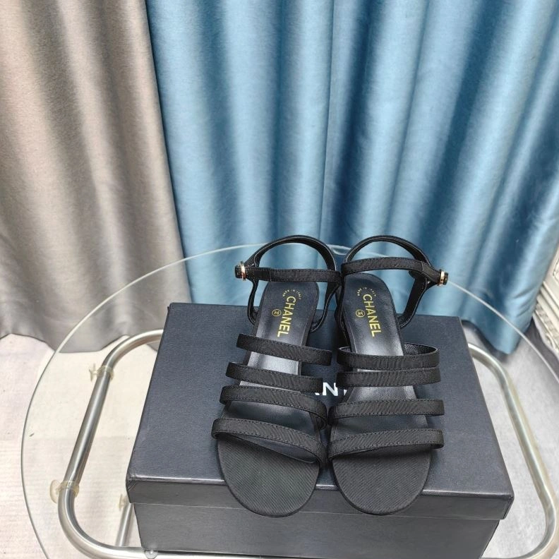 Chxnxl Sandals Bold 122989