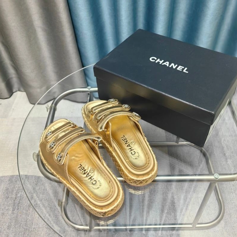 ModernLook Chxnxl Sandals 122973