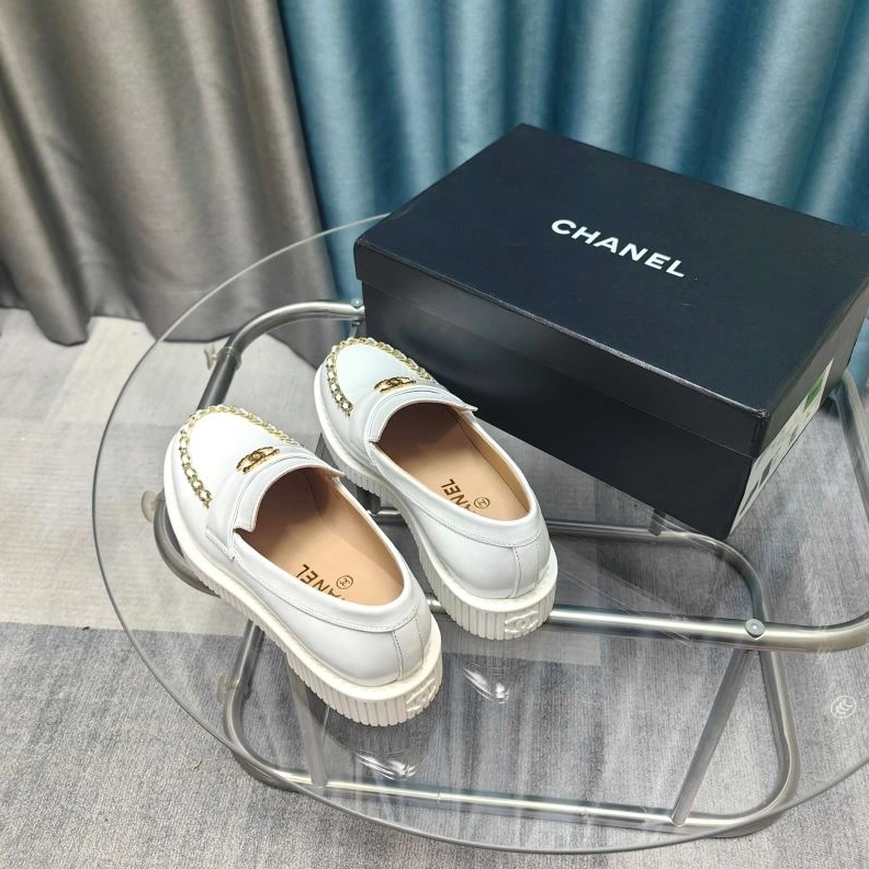 Compact Chxnxl Leather Shoes 123048