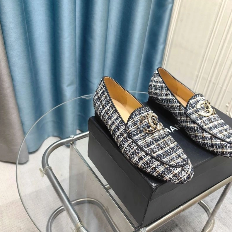 Chxnxl Leather Shoes Vibrant 123045